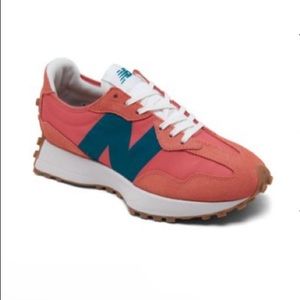 Womens New Balance 327